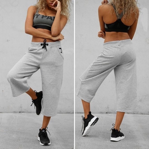 Ivy Park Crop Lounge Joggers - Picture 2 of 13